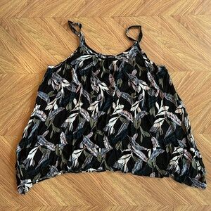 Torrid light and flowy tank top with adjustable straps